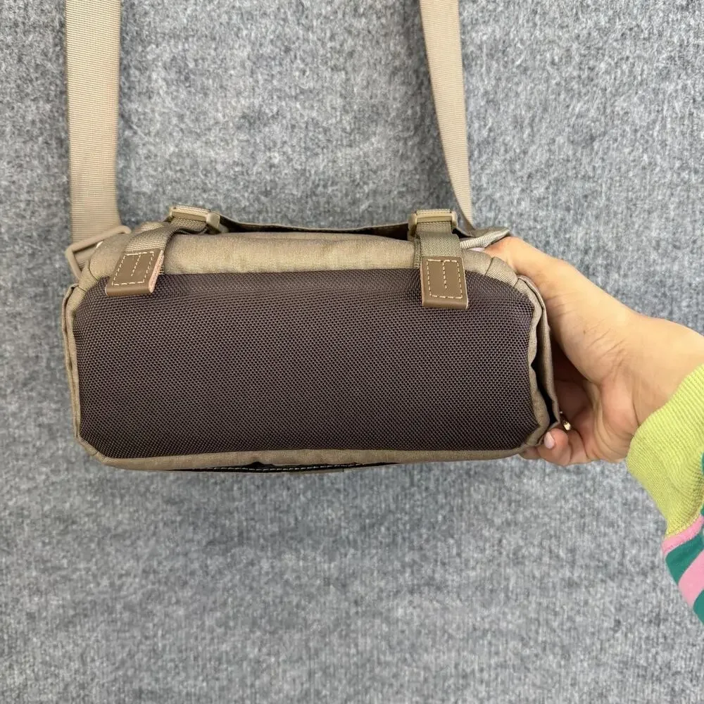 Vanguard VEO 21M Camera Messenger Bag Beige Padded Polyester Rain Cover Strap